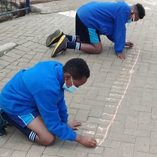 Maths outdoor lesson 2.jpg